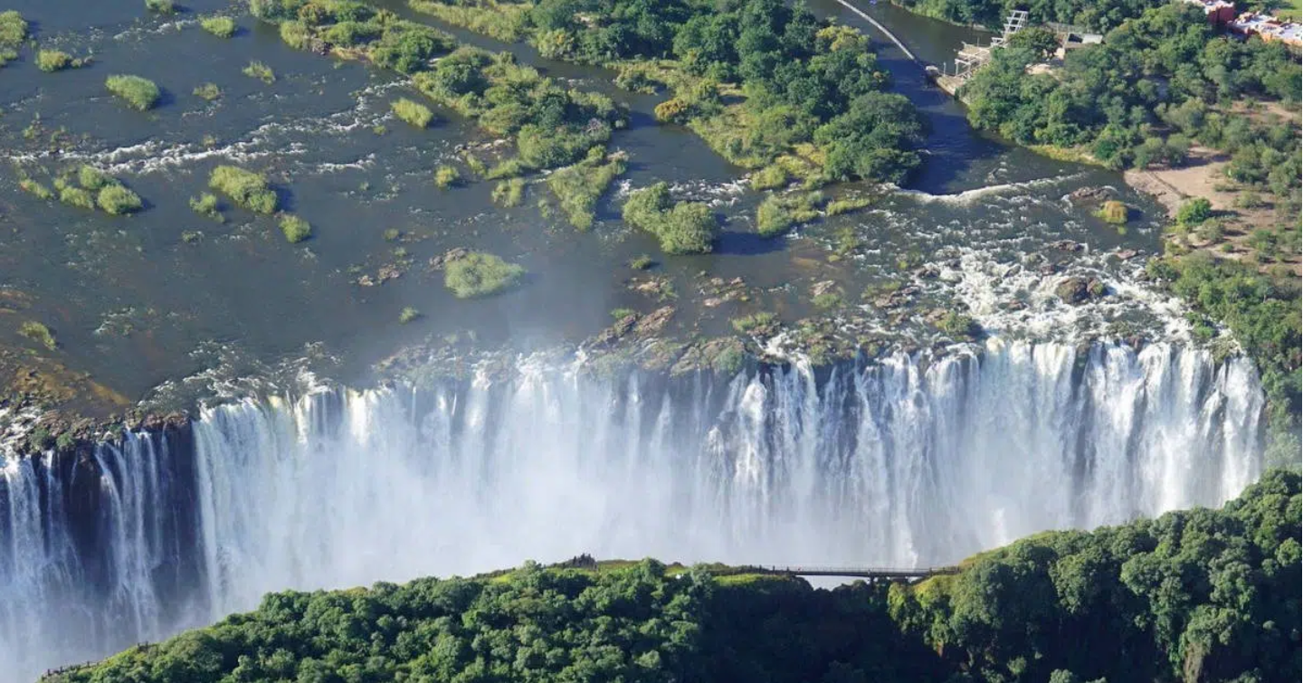 How to Effectively Plan for a Victoria Falls Vacation: Your Ultimate Guide